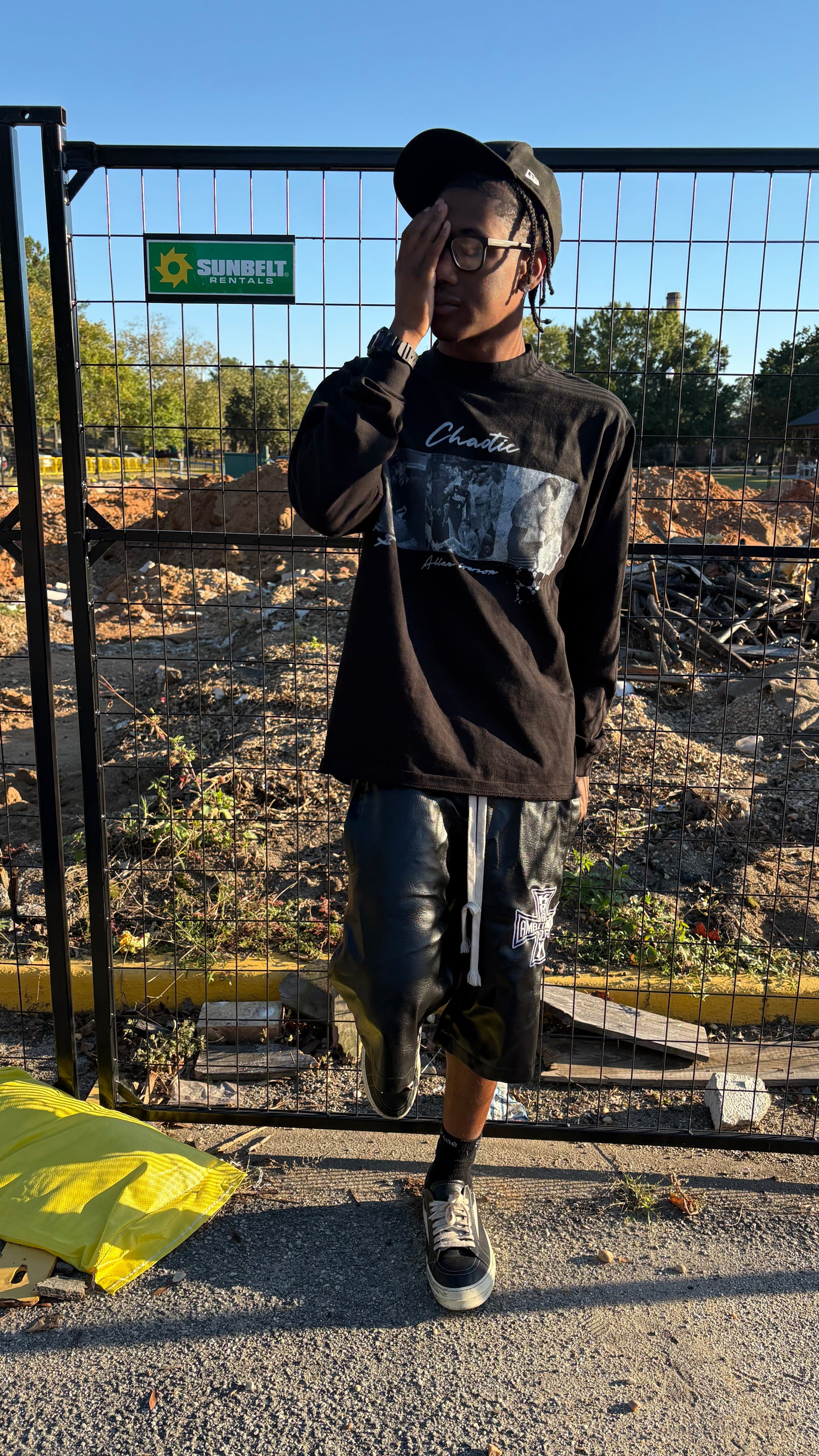 IVERSON x CHAOTIC LONGSLEEVE (black)